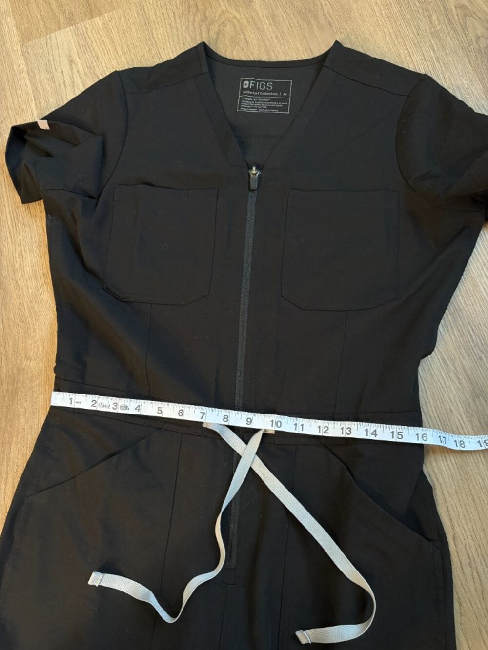 Figs Catarina straight leg Scrubs Jumpsuit black M medium ScrubJumpsuit - Picture 9 of 11